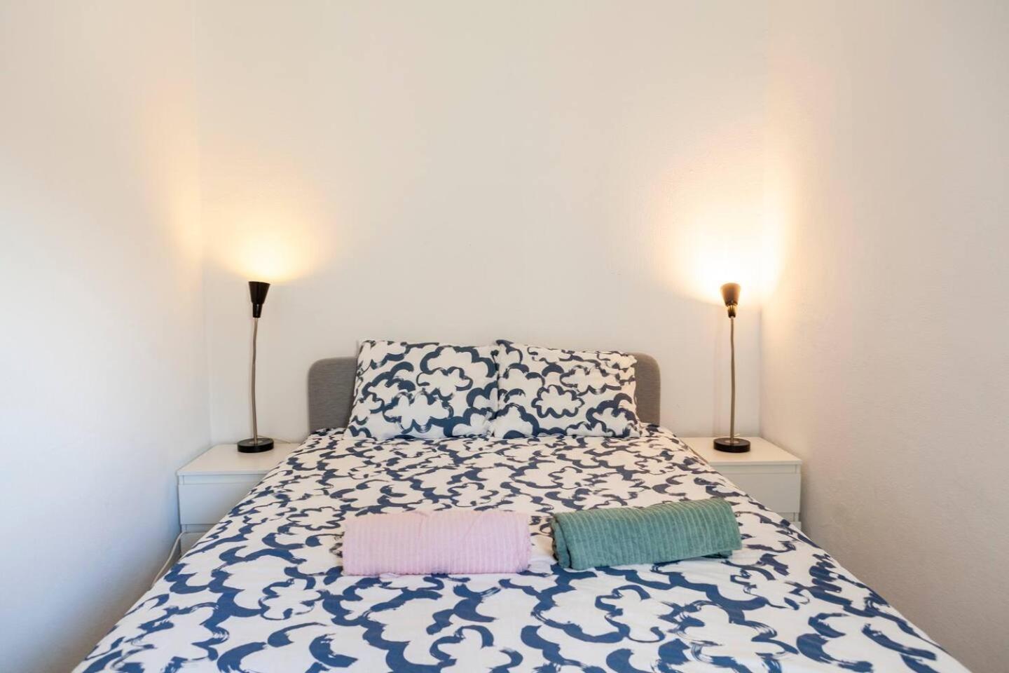 2 Bedroom Apartment For 4 People With Free Public Parking Лісабон Екстер'єр фото